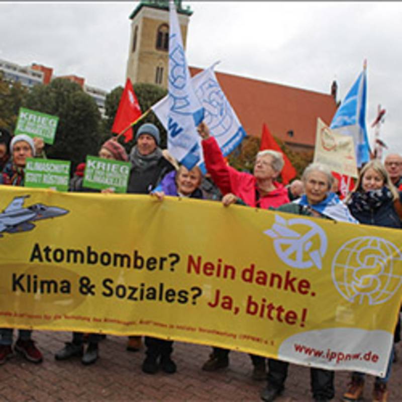 Aktionstag der Friedensbewegung in Berlin. Foto: IPPNW