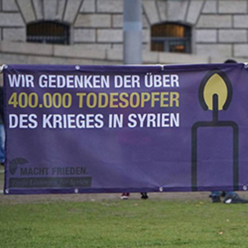 Protestaktion der Kampagne MACHT FRIEDEN. Zivile Lösungen für Syrien am 17.10.2019 in Berlin. Foto: Netzwerk Friedenskooperative