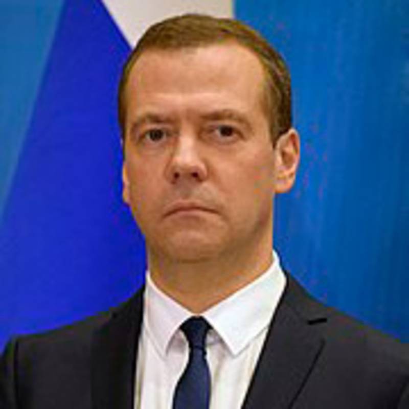 Dmitry Medvedev, 2015. Foto: government.ru (https://commons.wikimedia.org/wiki/File:Dmitry_Medvedev_govru_official_photo_2.jpg).