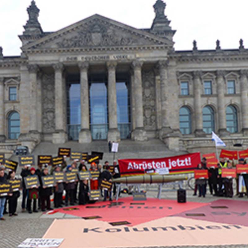 Kunst- und Protestaktion gegen Rüstungsexporte am 26.02.2019 vor dem Bundestag in Berlin, Foto: IPPNW