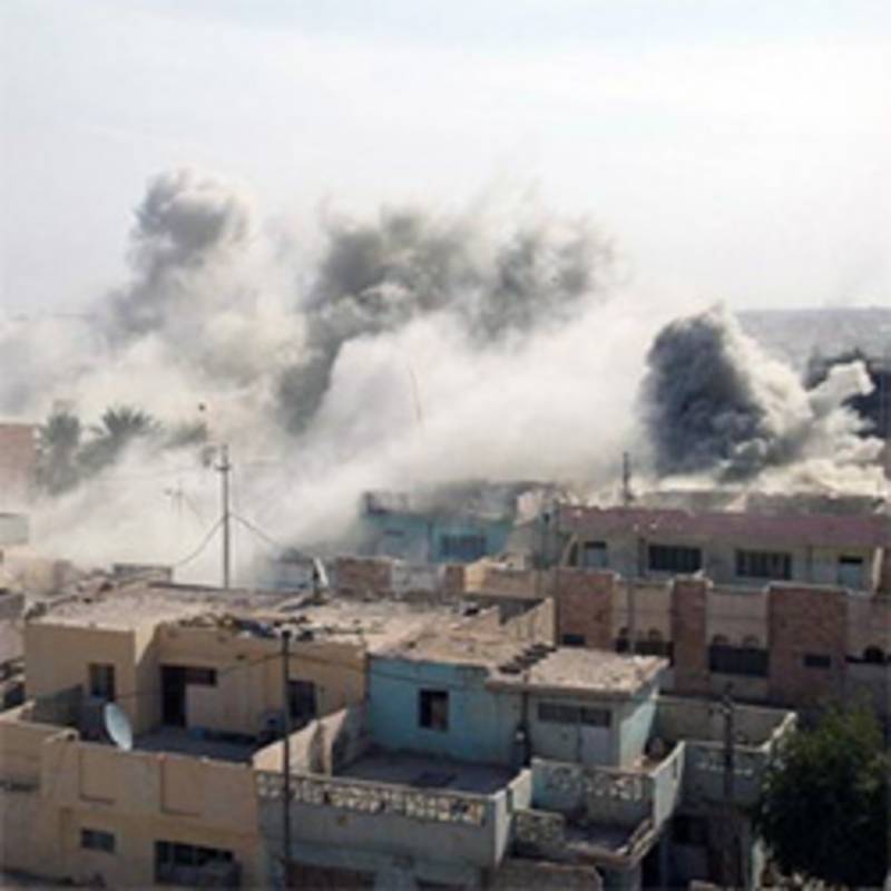 Fallujah 2004, Bombardierung: Luftangriff auf Fallujah, Irak, Nov. 2004, photo by CPL Joel A. Chaverri