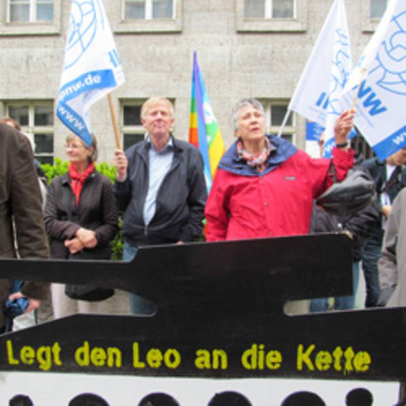 IPPNW-Protest gegen Rüstungsexporte am 14.5.2013 in Berlin, Foto: IPPNW