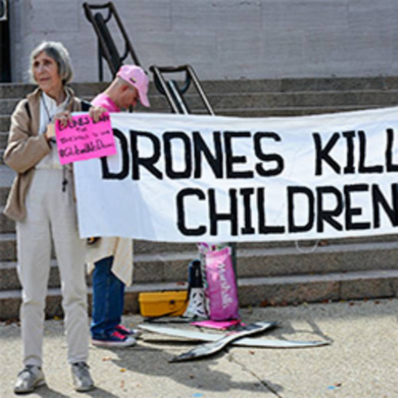 Globaler Aktionstag gegen Drohnen 2014, Foto: Stephen Melkisethian/ creativecommons.org/licenses/by-nc-nd/2.0 (Ausschnitt)
